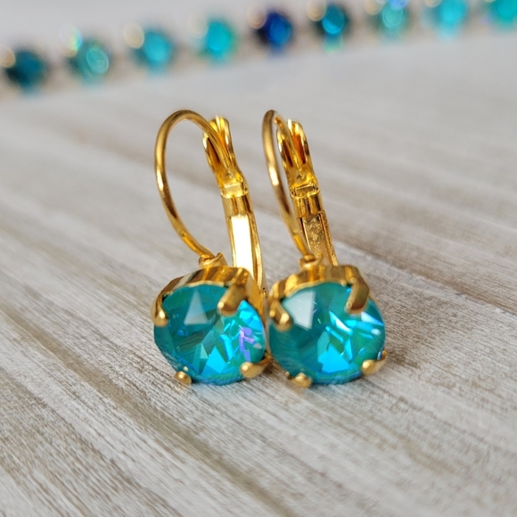Austrian Crystal Earrings in Gold - Picture 7 of 9